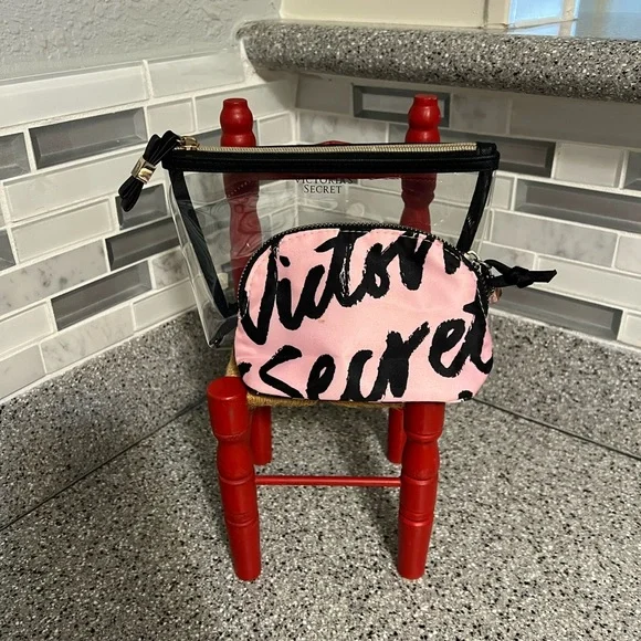 Victoria Secret 💄💄 - Picture 4 of 12